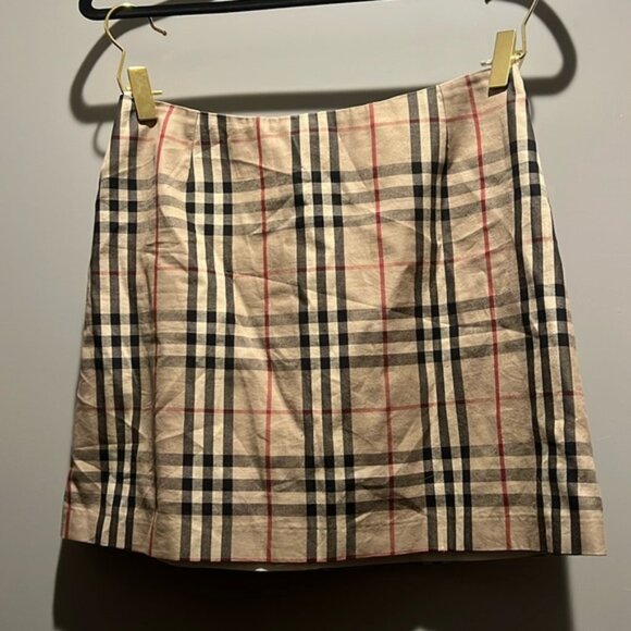 Vintage Burberry Skirt. Authentic. - Picture 1 of 3